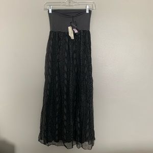 NWT keysha Skirt